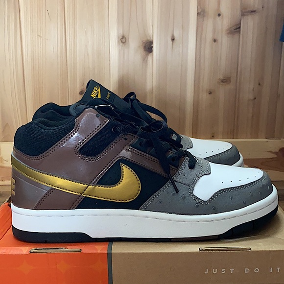 2005 Nike Delta Force 3/4 deluxe Mitas